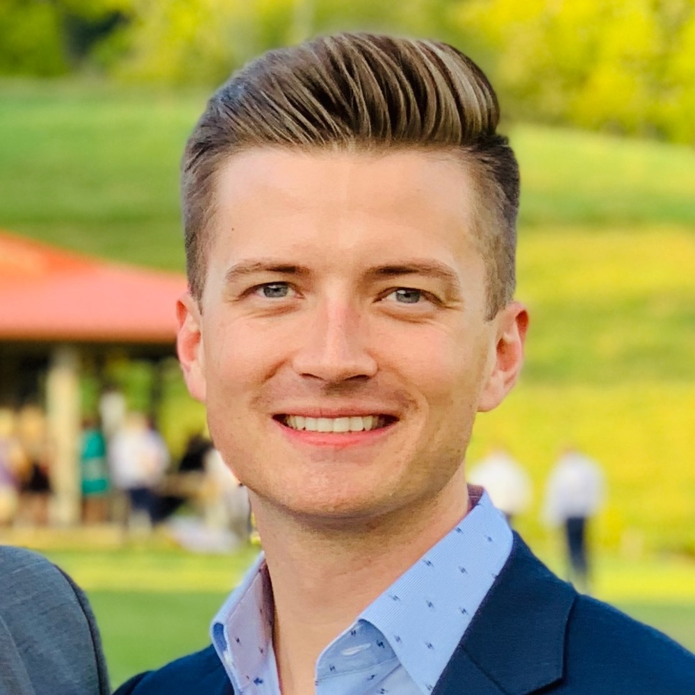 Meet your Posher, Dustin